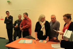 Remise du livre du colloque d'octobre 2014 autour de la guerre de 1914-1918, photographie Idelette Drogue-Chazalet