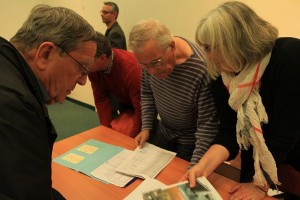 Remise du livre du colloque d'octobre 2014 autour de la guerre de 1914-1918, photographie Idelette Drogue-Chazalet