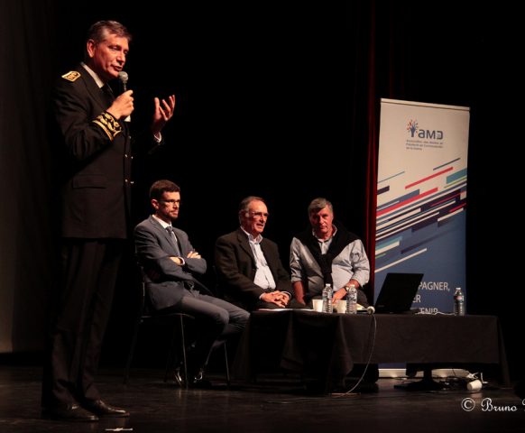 Journée de l’association des maires de la Drôme à Bourg-lès-Valence autour de la Grande Guerre, conférence des membres du CDH14-18